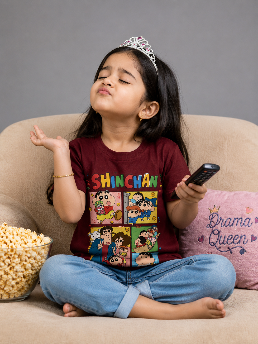 Shinchan UNISEX KIDS T-SHIRT